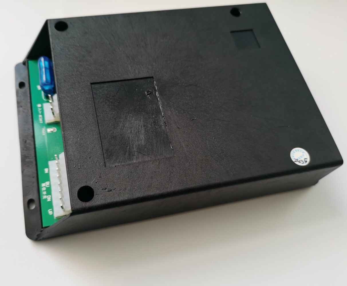 กล่องควบคุมเก้าอี้ทำฟัน: ชุดอุ - Lab Equipment บทวิจารณ์และราคา